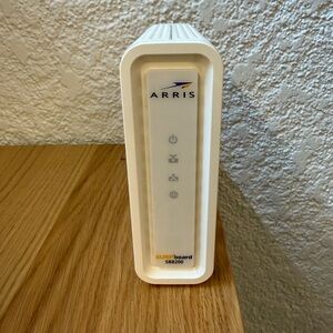 ARRIS SURFboard SB8200 White Modem